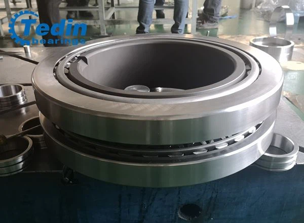 Double row tapered roller bearings